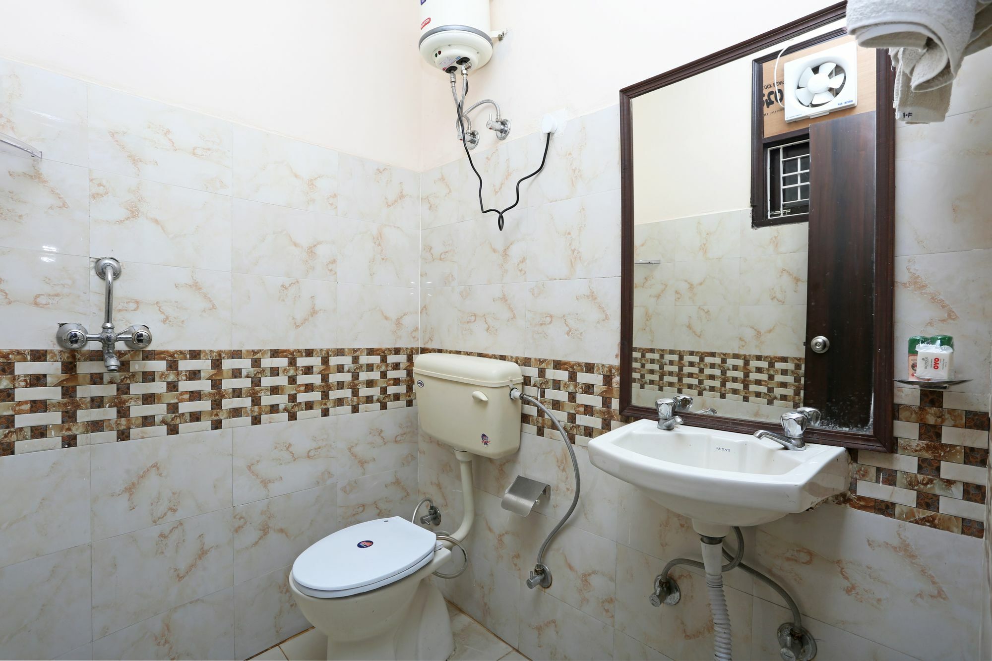 Super Hotel O Mahal New Delhi Buitenkant foto